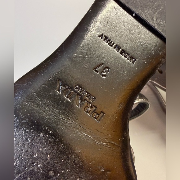 Prada Capretto Lamina Sandals Sz 6.5 37 - Picture 6 of 15